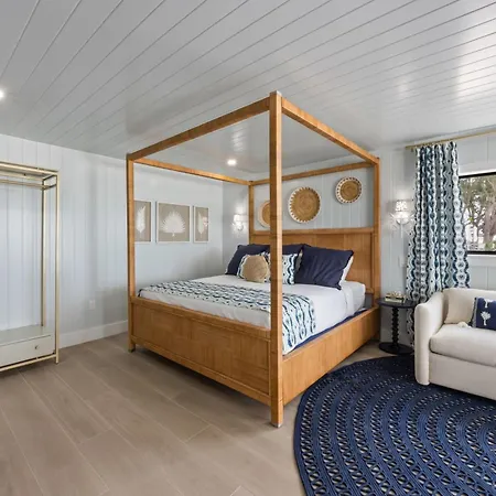 Seabreeze At Anna Maria Island Inn Bradenton Beach Exterior photo