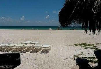 Seabreeze At Anna Maria Island Apartahotel