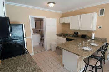 Seabreeze At Anna Maria Island Apartahotel Bradenton Beach
